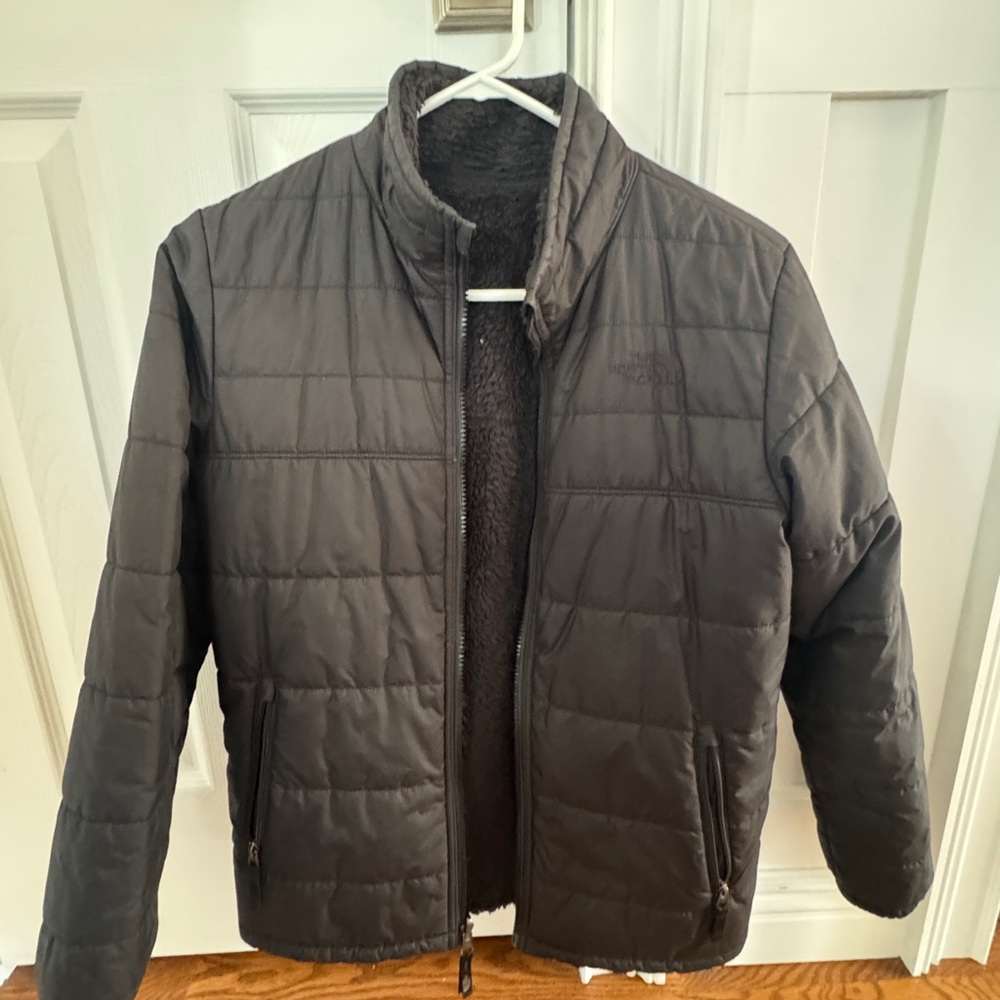 The North Face Boy’s Black Puffer Jacket